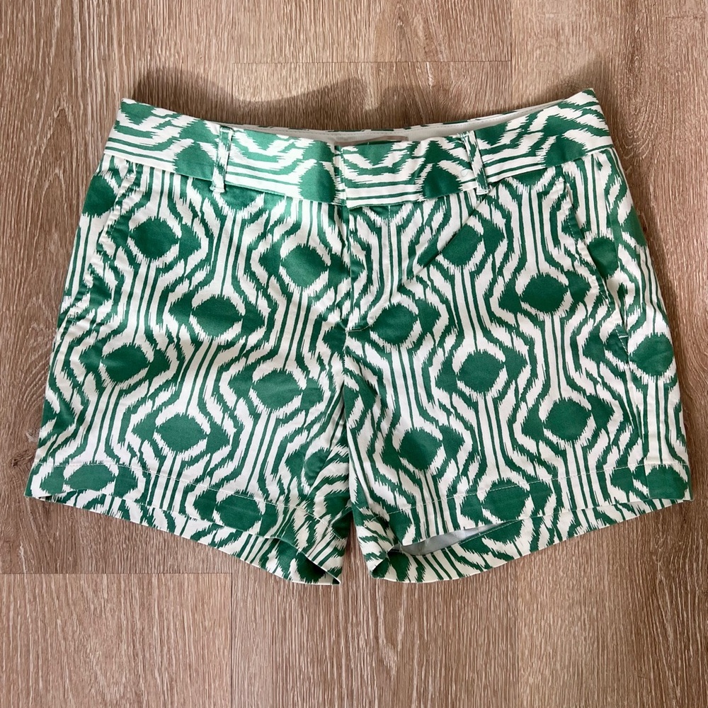 Banana Republic Green Ivory Ikat Pattern Stretch Chino Shorts Size 2